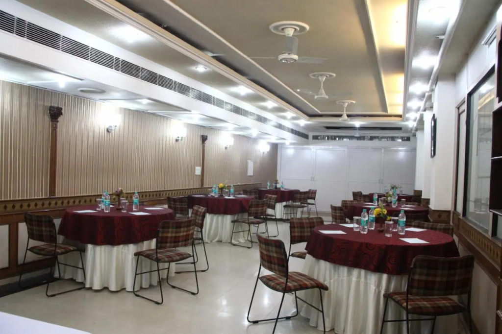 Hotel Amar Inn by Quadis - Lajpat Nagar