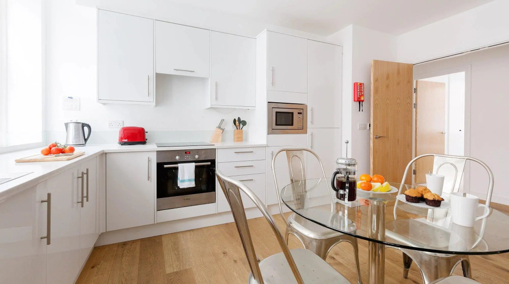 Urban Stay Lovat Lane Apartments