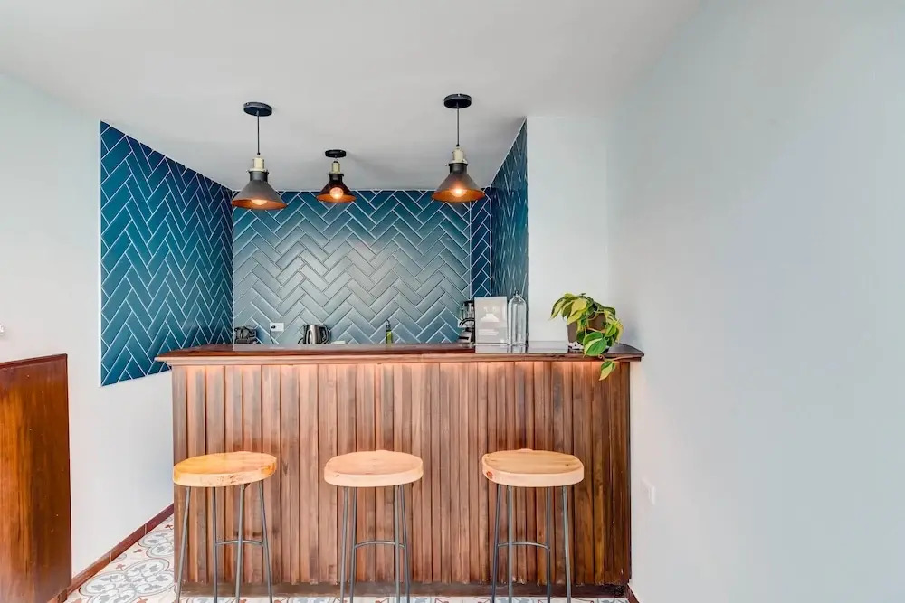Chic 4BR Getaway in Vibrant La Candelaria
