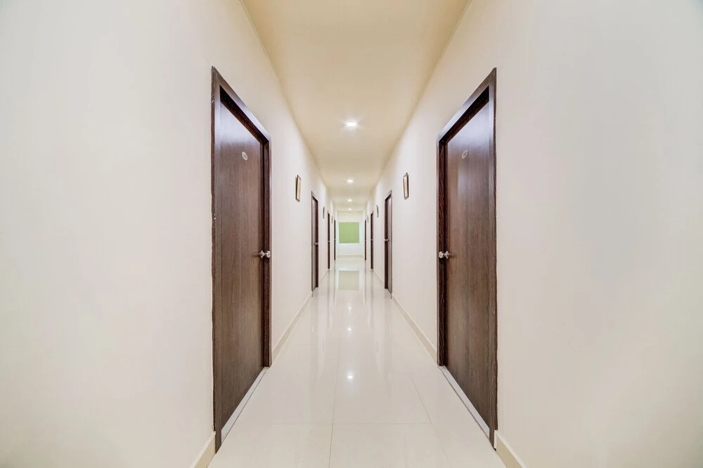 Oyo 40806 Airport Pride Inn