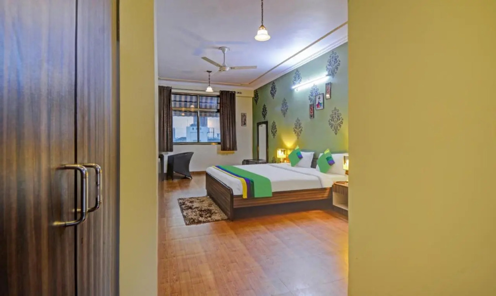 Treebo New Rockwell Vivek Vihar
