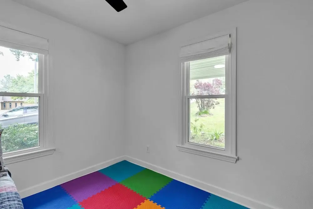 Relax And Unwind In The Heart Of Fayetteville 2 Bedroom Home