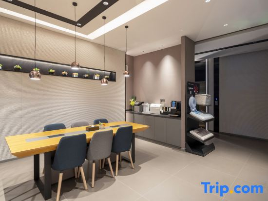 Homeinn Selected Hotel (Kunshan South Station Hexing Road)
