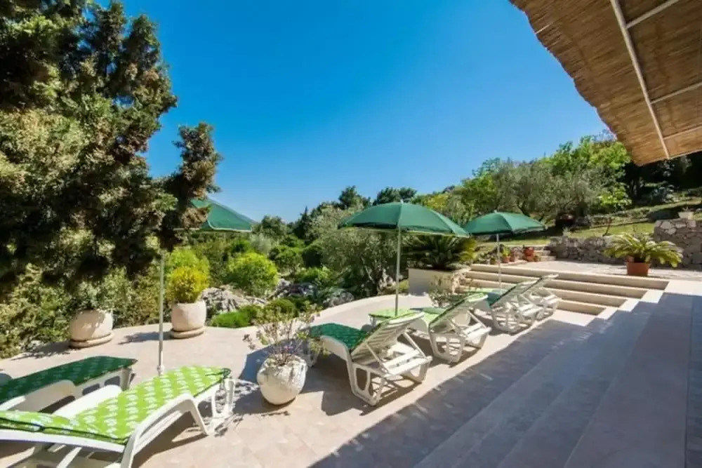 Apartments and Rooms Jokovic-double Room With Terrace and Partial Sea View