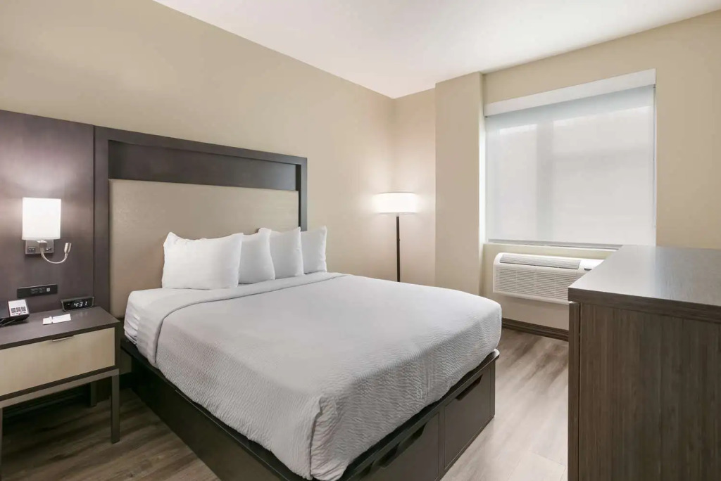 Best Western Plus Executive Residency Bronx