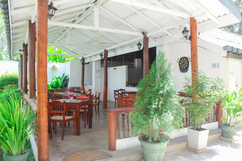 Blue Eyes Inn