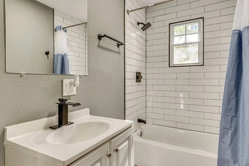 2 Mi to Mass Ave: Convenient Townhome w/ Yard!