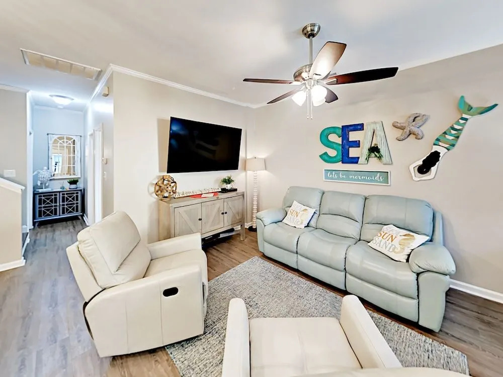 S Kings #1158 - 7 Br Home