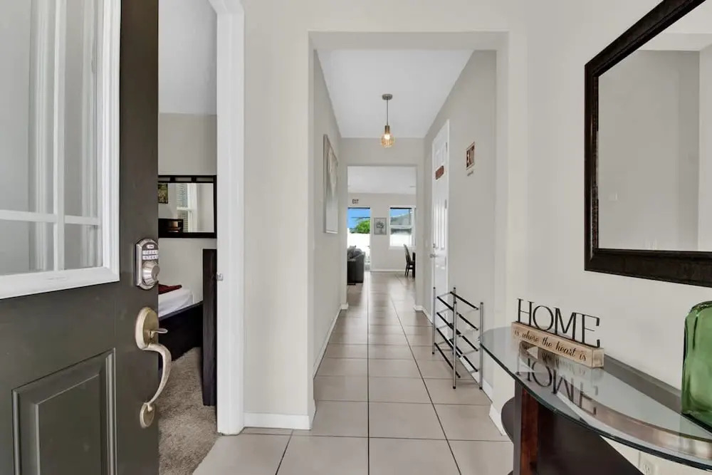 Chic 4BR With Pool Game Room Mickey Rooms