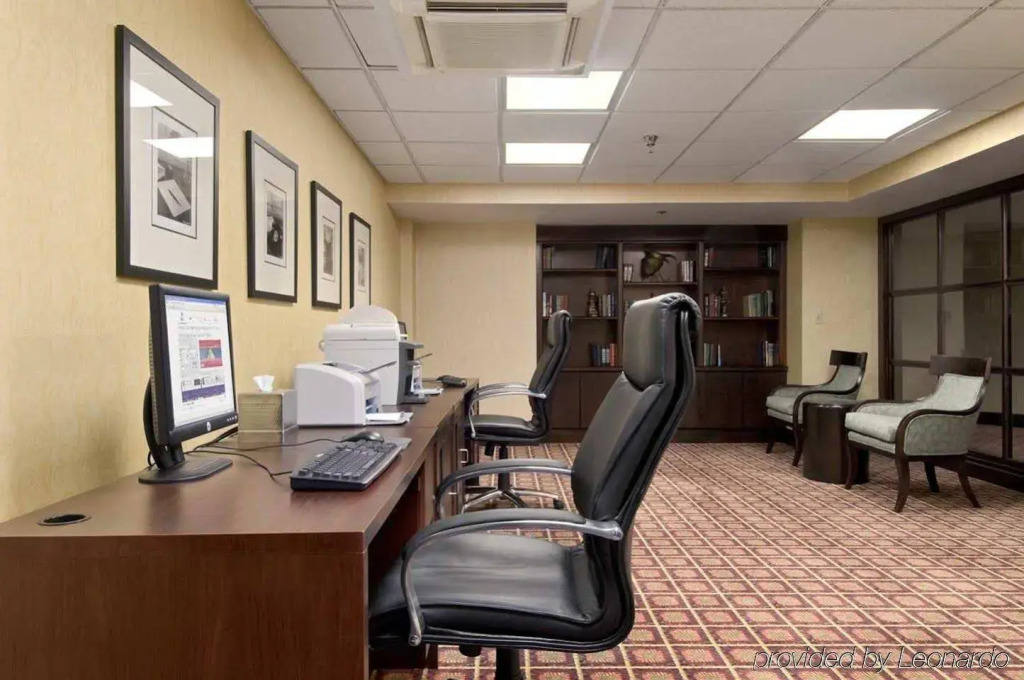 Hilton Cincinnati Airport