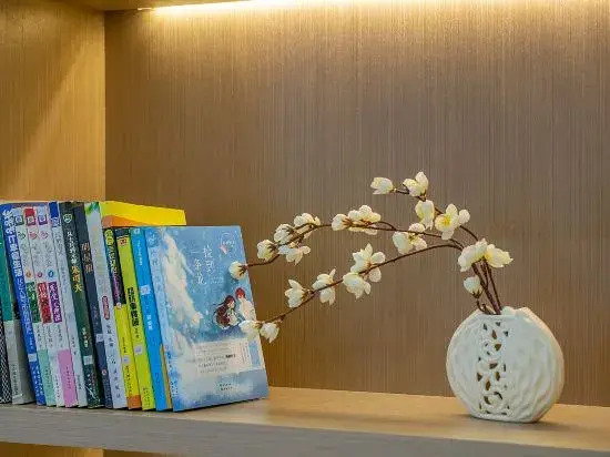 Yahao Garden Hotel (Shenzhen Songgang Metro Station)