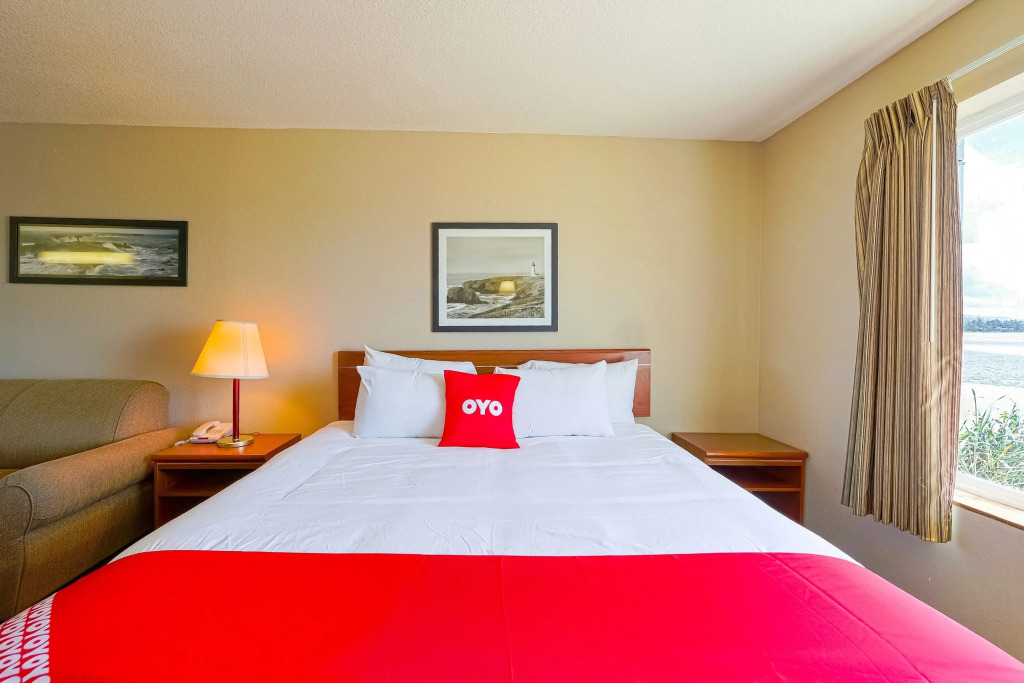Siletz Bay Beachfront Hotel by OYO Lincoln City
