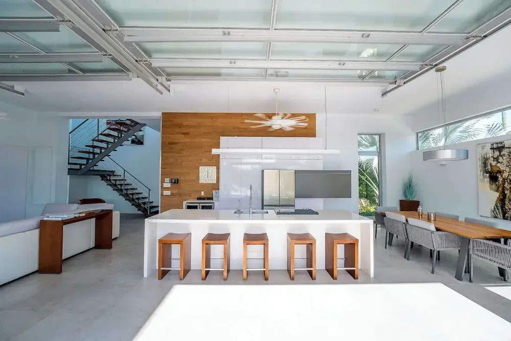 Vacation Villa, Oceanview and Hotel Amenities v1