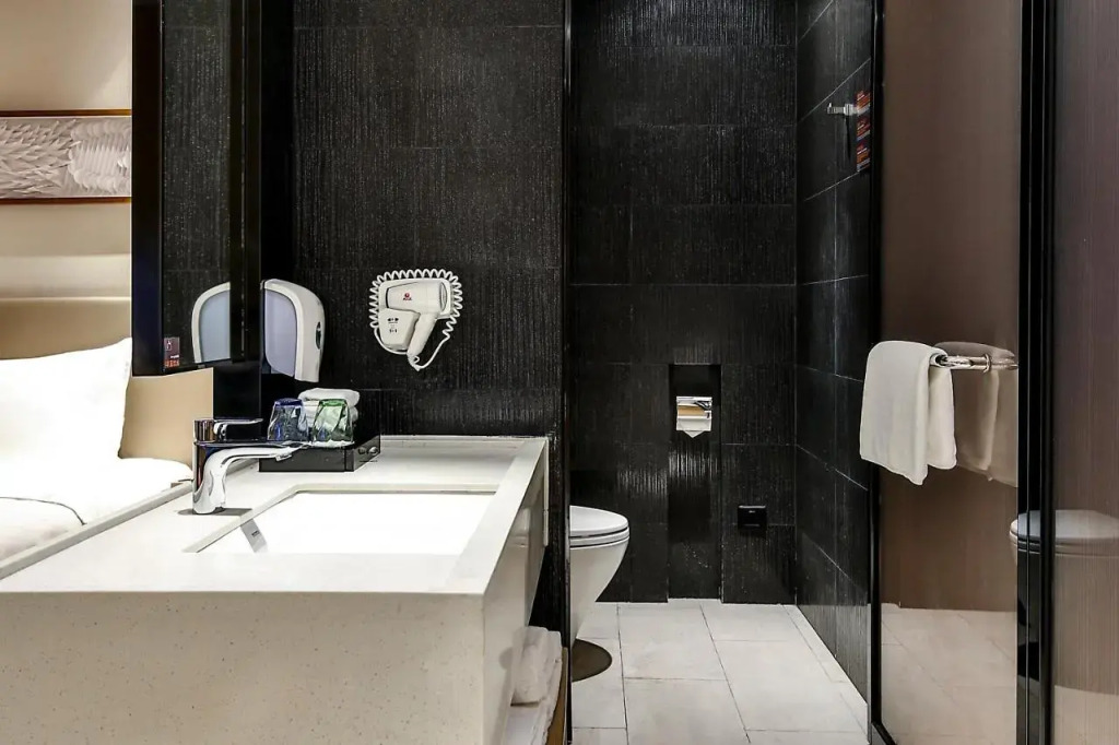 Holiday Inn Express Chengdu Wenjiang Hotspring