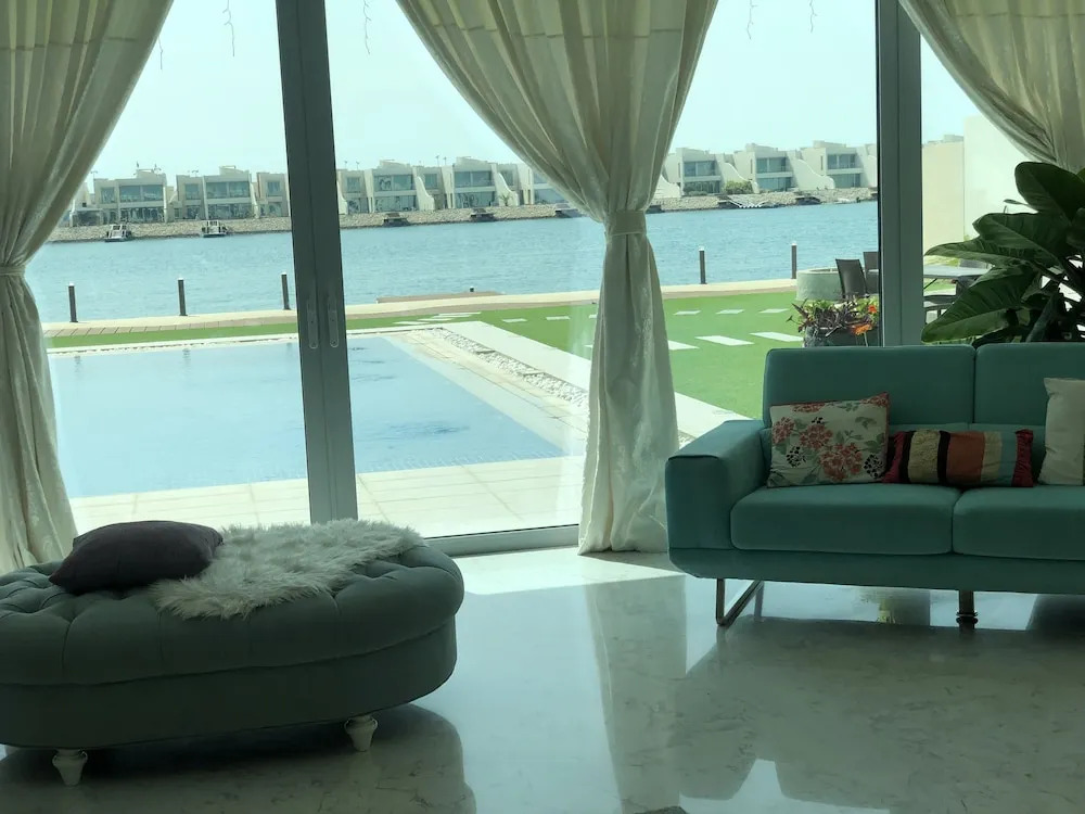 Durrat Al Bahrain Luxury Villa