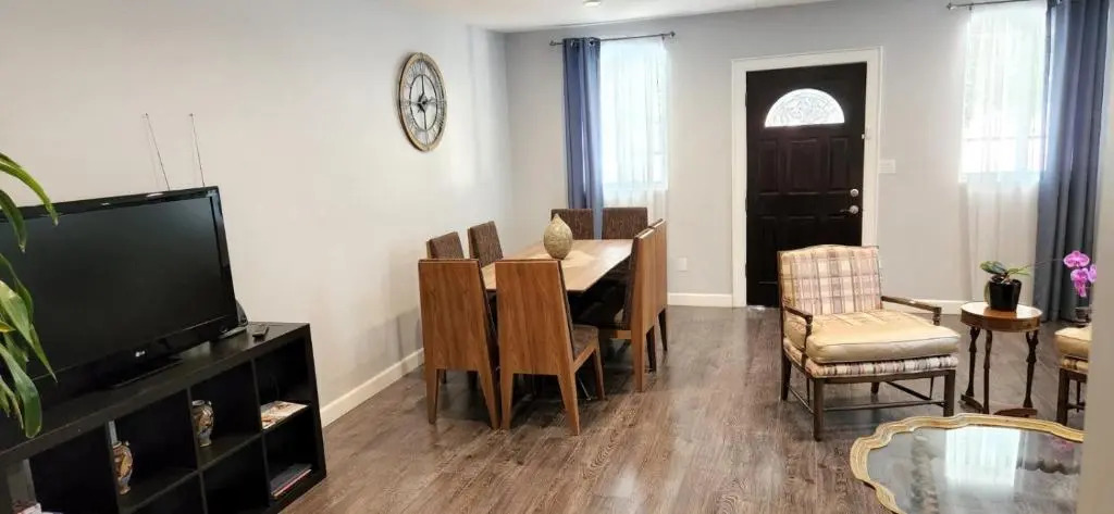 Gateway at Eagle Rock, LA- sleeps 6