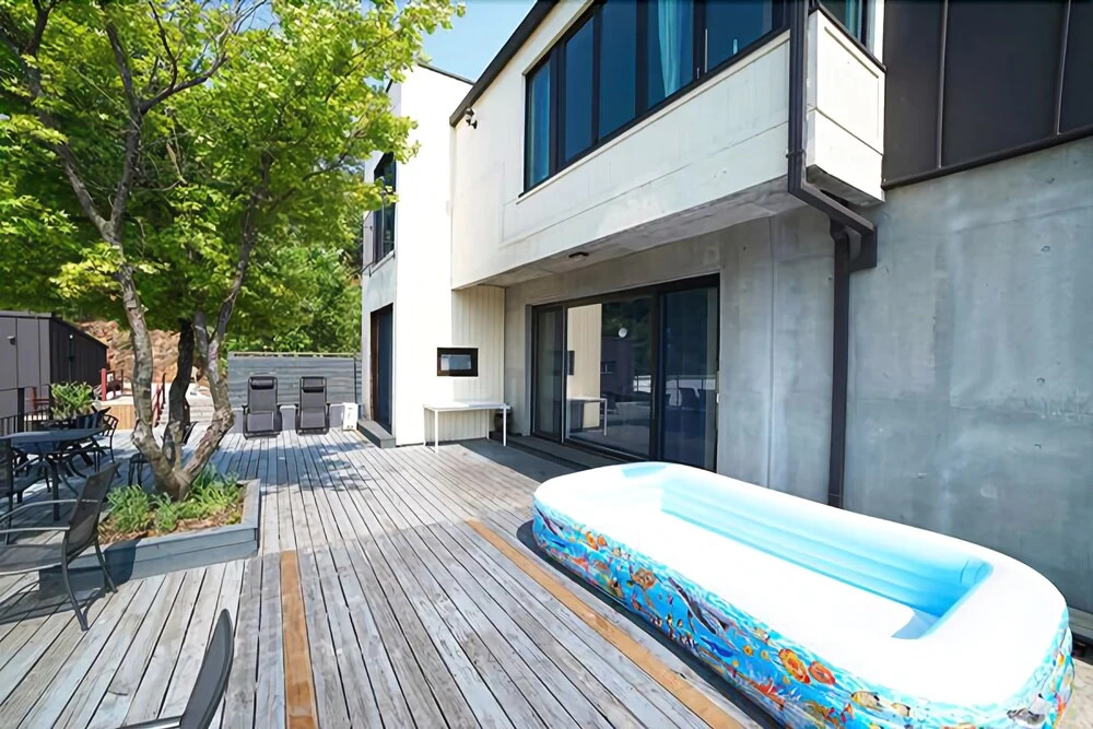 Yangpyeong santa pension