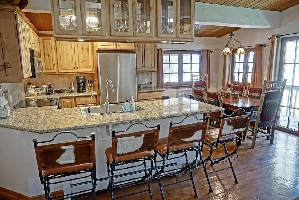 Davos Trail 2586 East - 5 Br Home