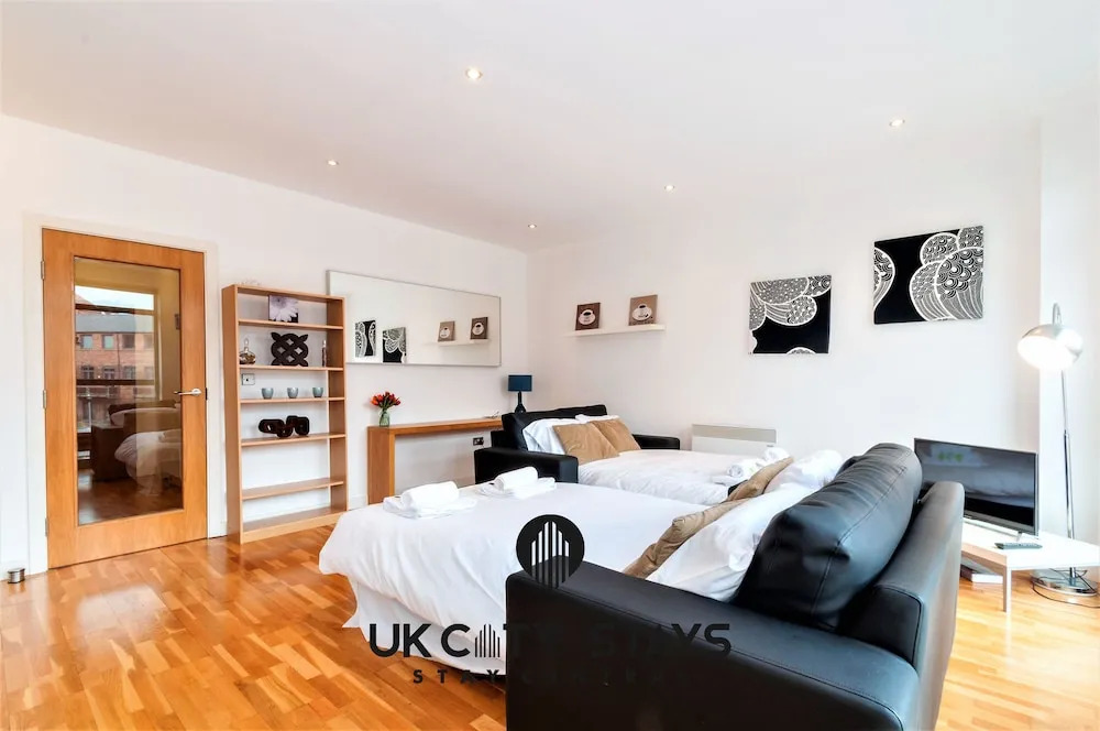 Wharf Apartments