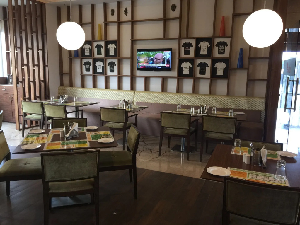 Lemon Tree Hotel, Sector 60, Gurugram