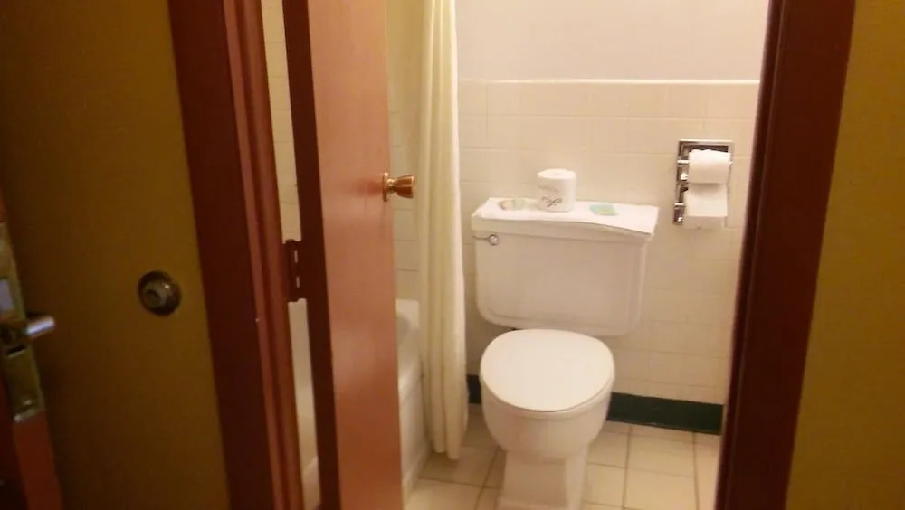 Budget Inn