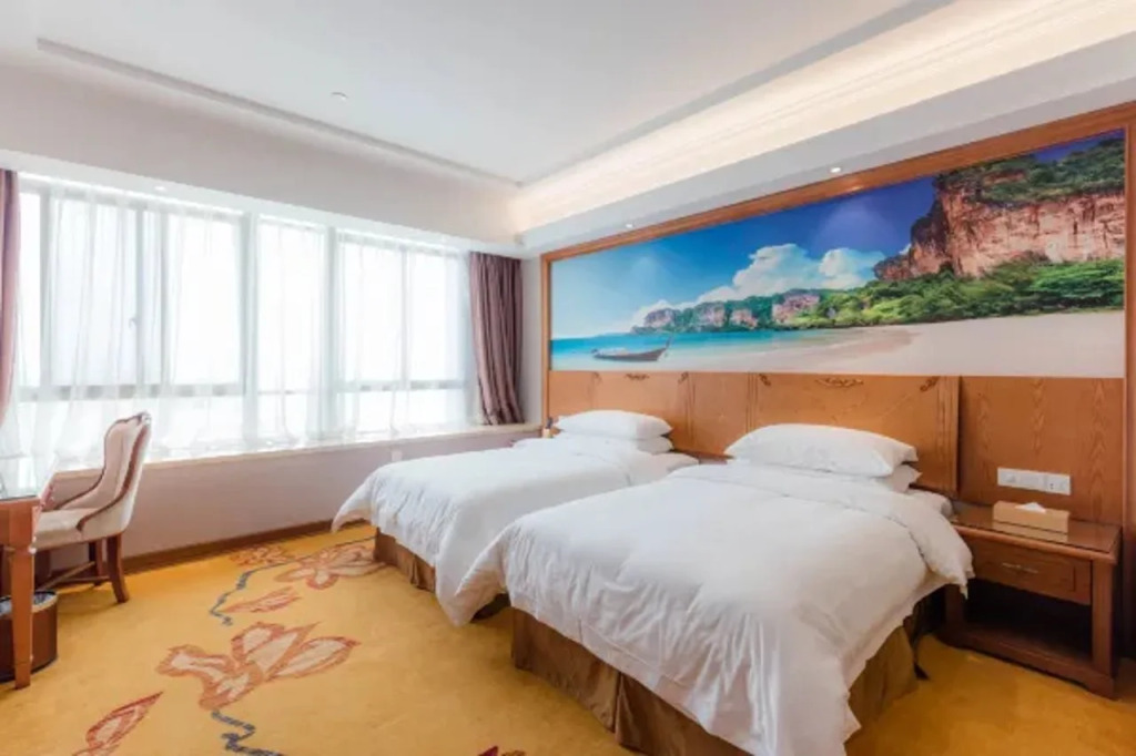 Vienna Hotel (Shantou Guiyu Branch)