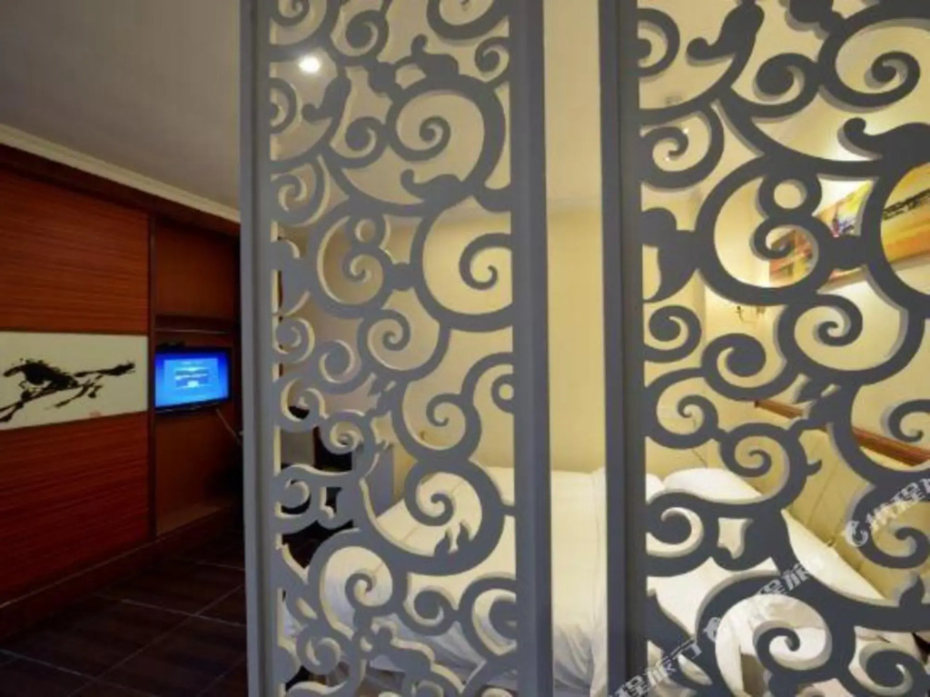 Yanling Hotel