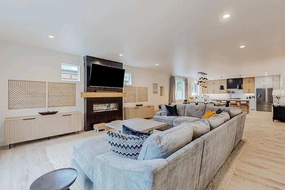 Gem House in Coeur d Alene