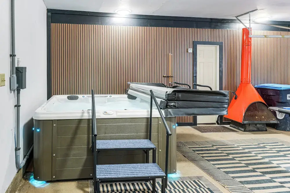 Golf, Hike & Unwind: Spacious Dover Retreat!