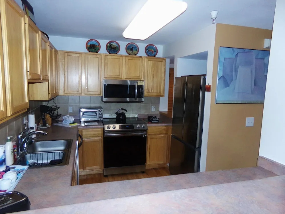 Forest Park 3 Br Townhouse By Redawning
