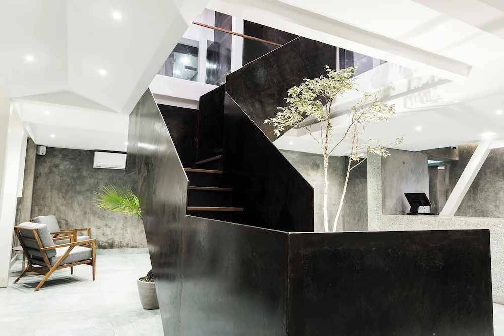 MeroStay 123 9ine Thamel Hotel