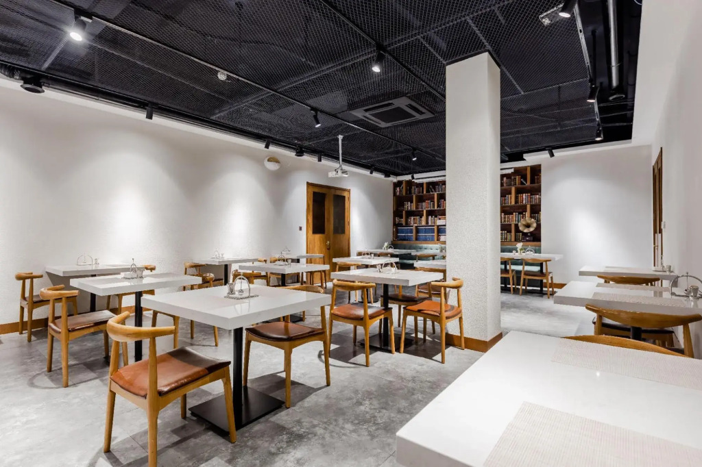 Home Inn Plus Shanghai Caoyang Meiling North Road Metro Station