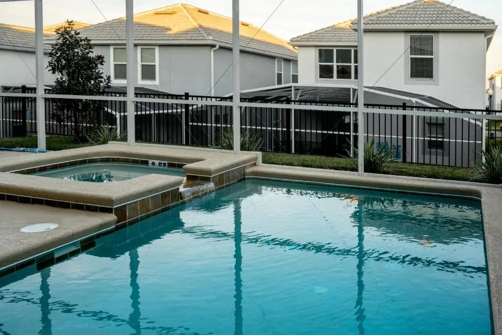 Luxury villa equipped with Club House ,Golf ,Gym, Wet Park 5 R near Disney