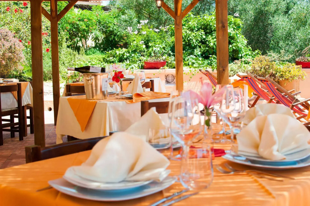 Lu Hotel Maladroxia