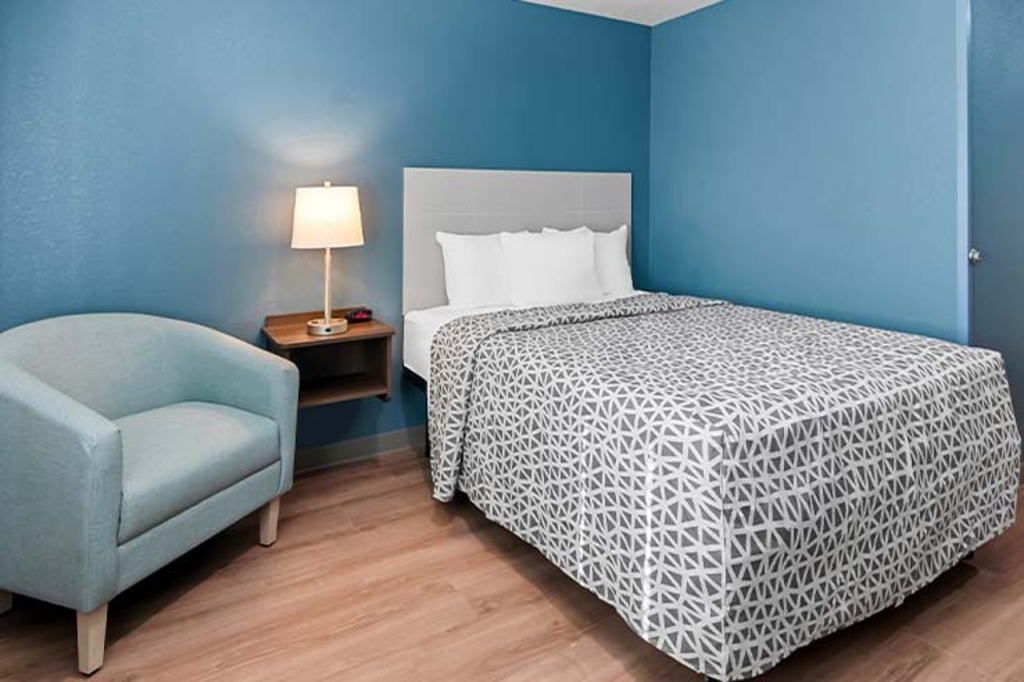 Woodspring Suites Waco South