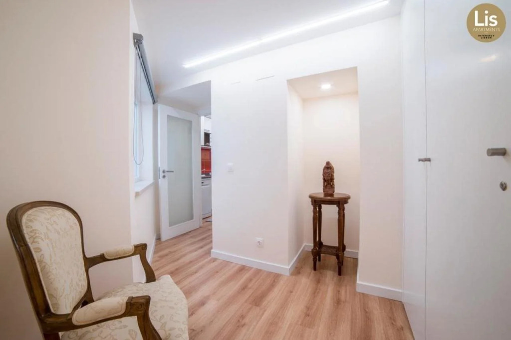 Lis Apartments