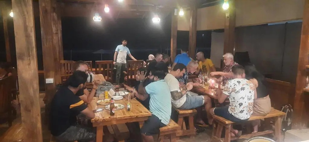 Fernandes Bar and Restaurant
