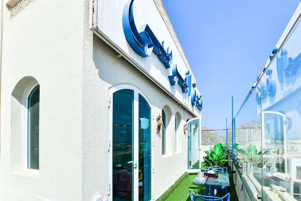 OYO 137 Marina Hotel