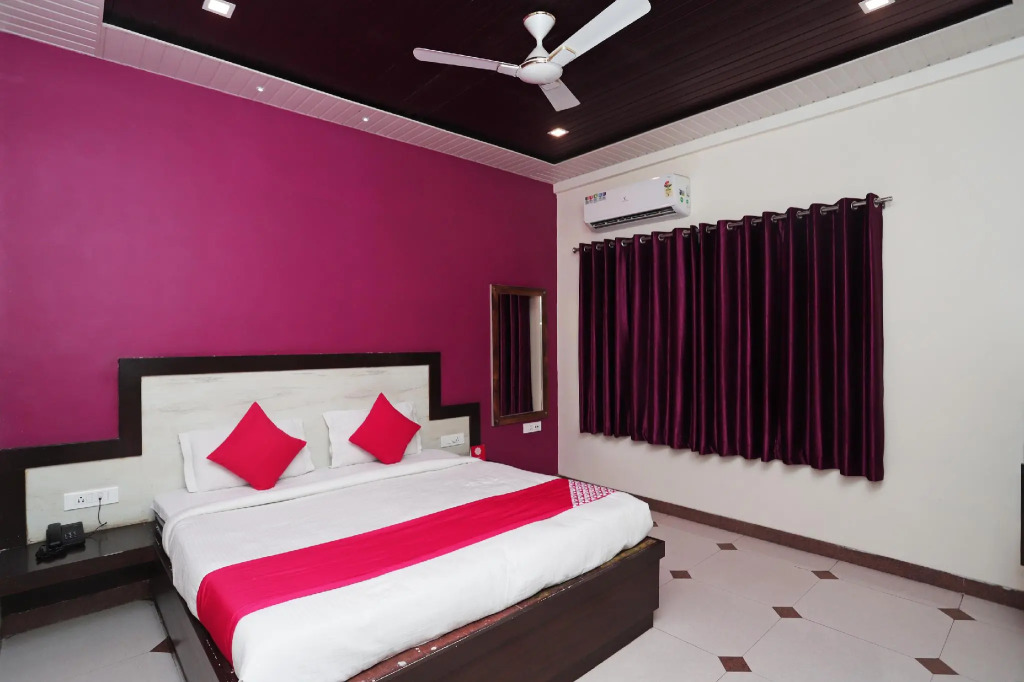 Yashogopal Resortico