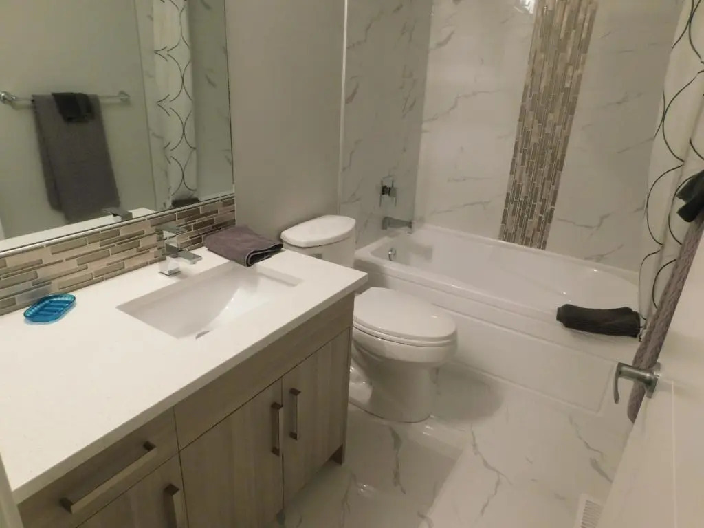 Three-Bedroom House with Balcony #33 Sunalta Downtown