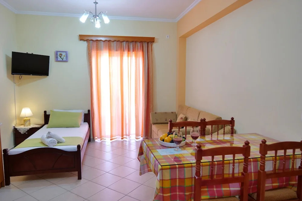 Stunning 1-bed House in Sarandë