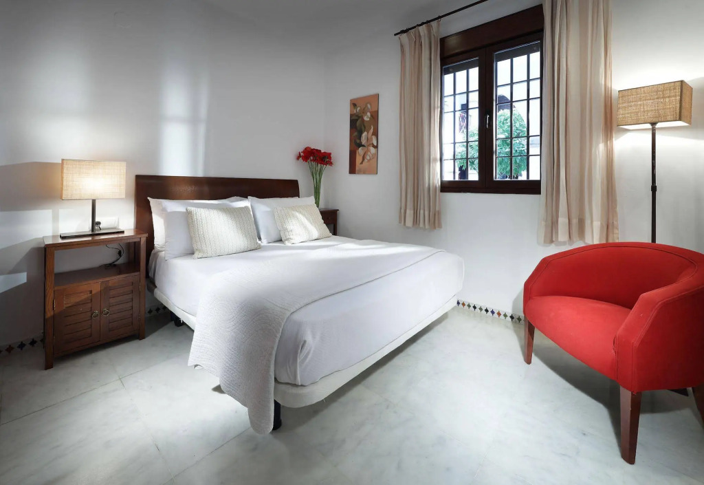 Apartamentos Patios De Alcántara