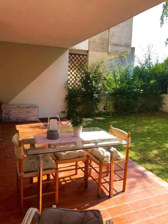 N195 - Numana, ampio pentalocale con giardino