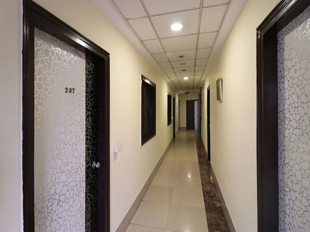 OYO 377 Hotel Excellent