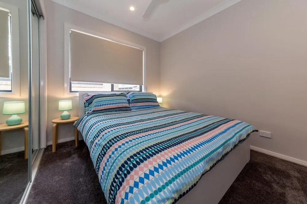 Tomaree Road, 19A 'The Villa'
