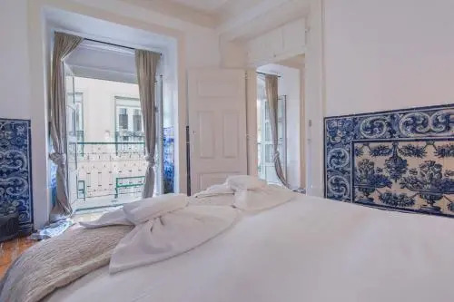 Lovelystay - Chiado 2 Bedroom Charm!