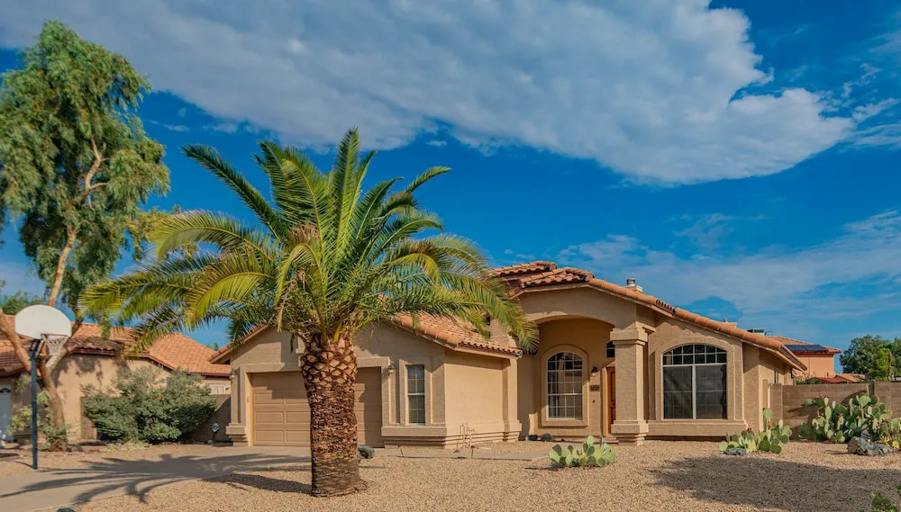 4BR Home N. Scottsdale by WanderJaunt