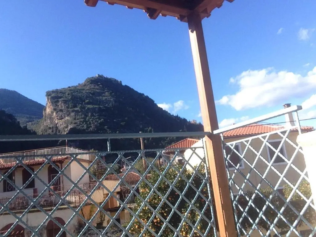 Mystras Inn