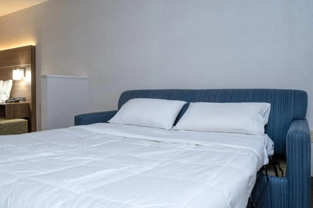 Holiday Inn Express Radcliff Fort Knox by IHG