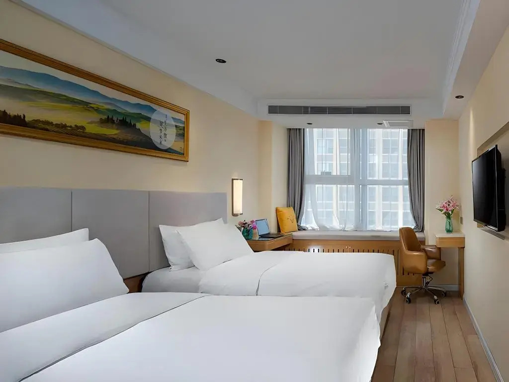 Vienna 3 Best Hotel (inan Changqing University Town)